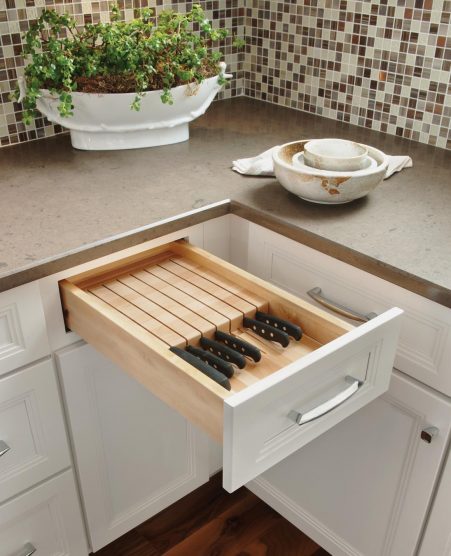 Yorktowne Cabinetry Knife Drawer Insert