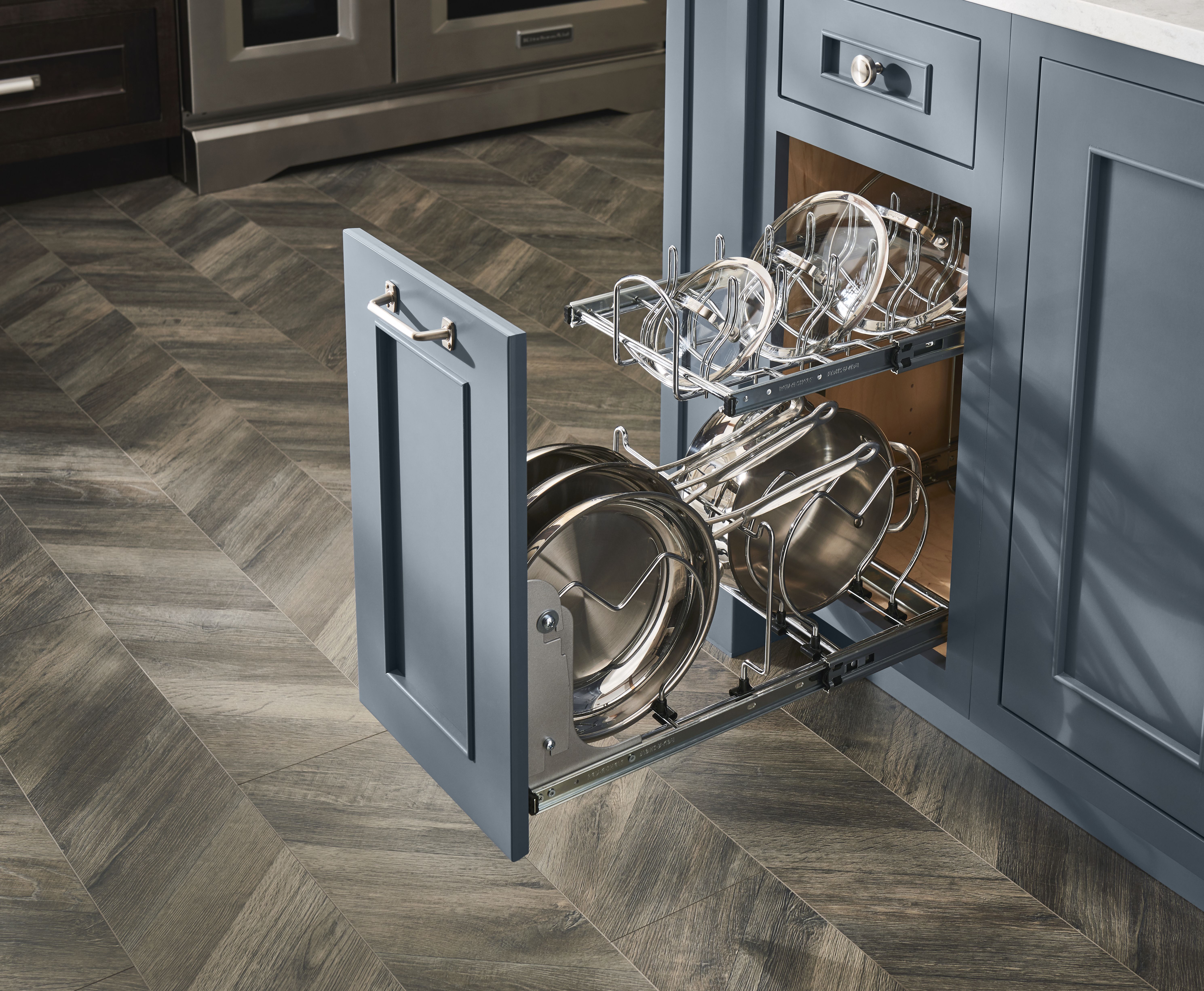 Yorktowne PullOut Tiered Pots and Pans Organizer Yorktowne PullOut Tiered Pots and Pans Organizer